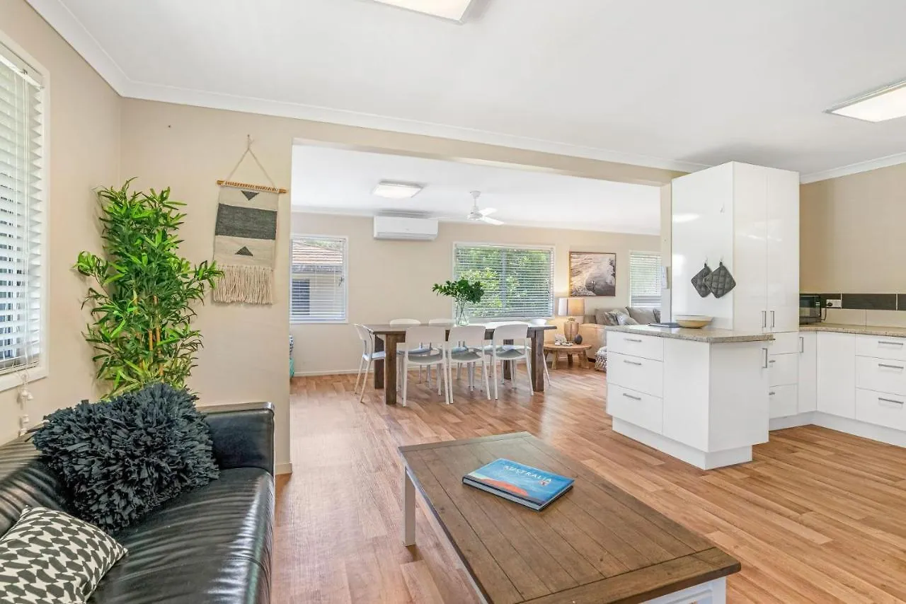 17 Green Valley Drive Rainbow Beach
